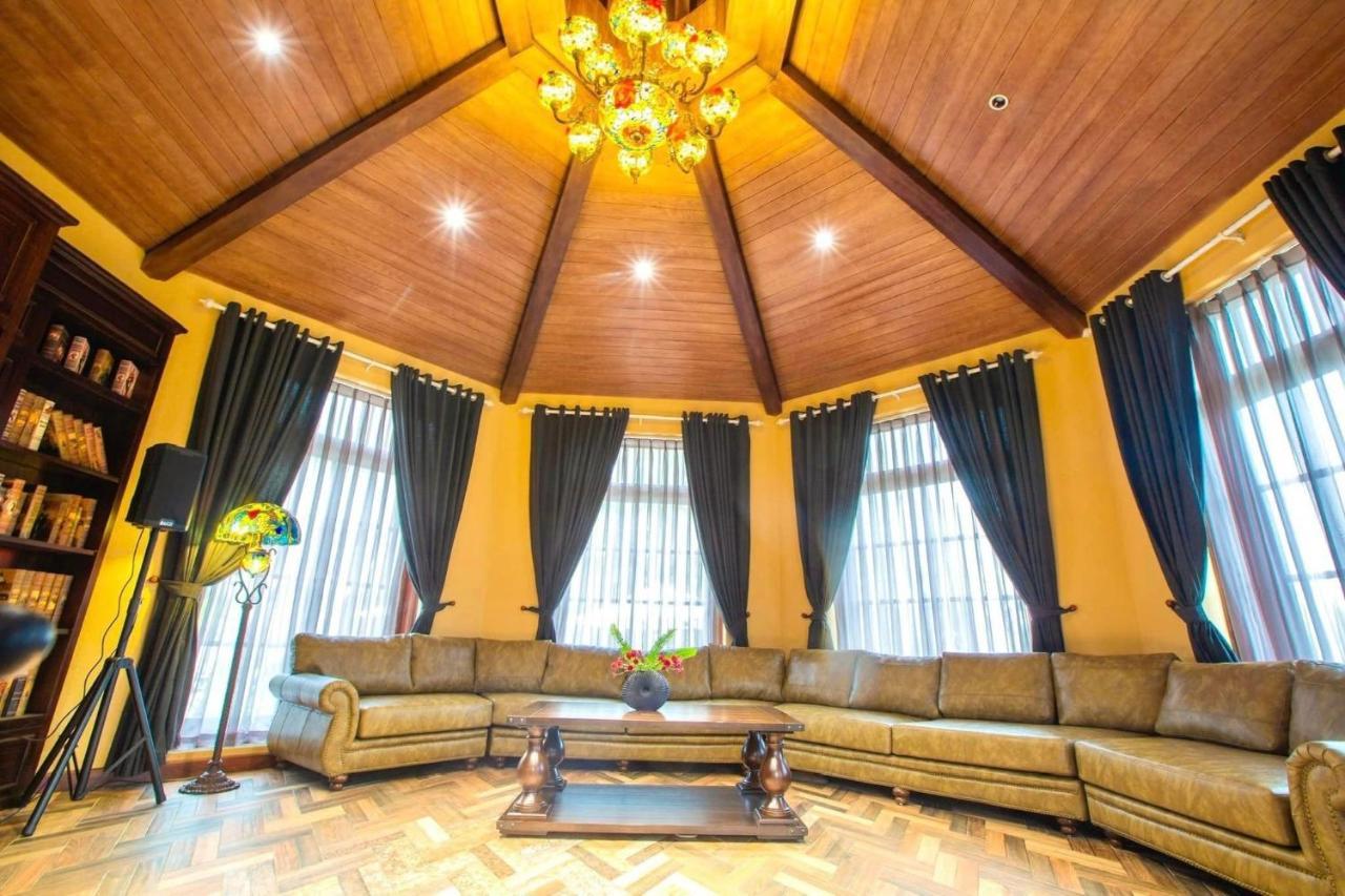 Hotel Ba De Hanoï